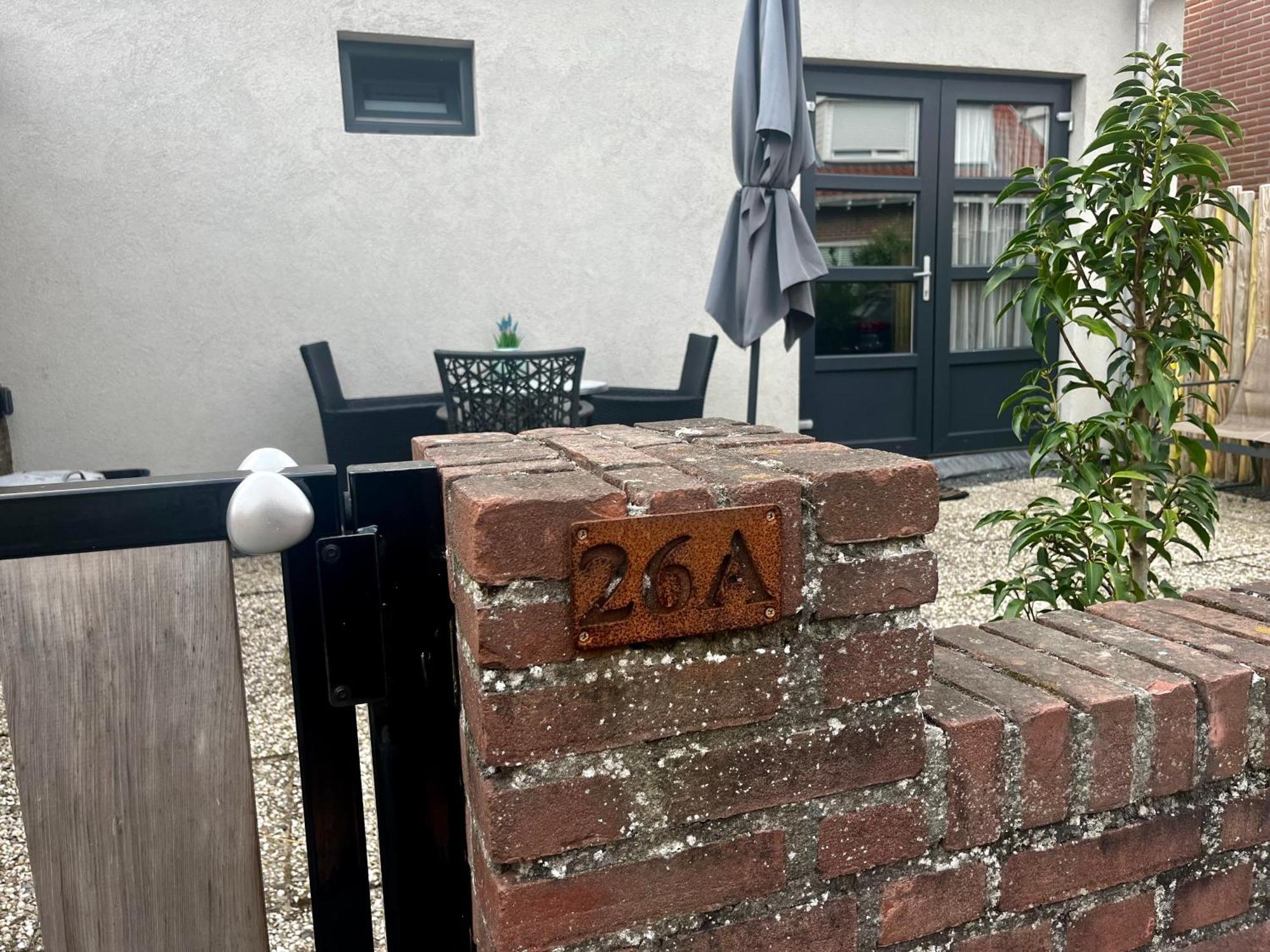 Apartment T-rots, Prachtig Zomerhuis
