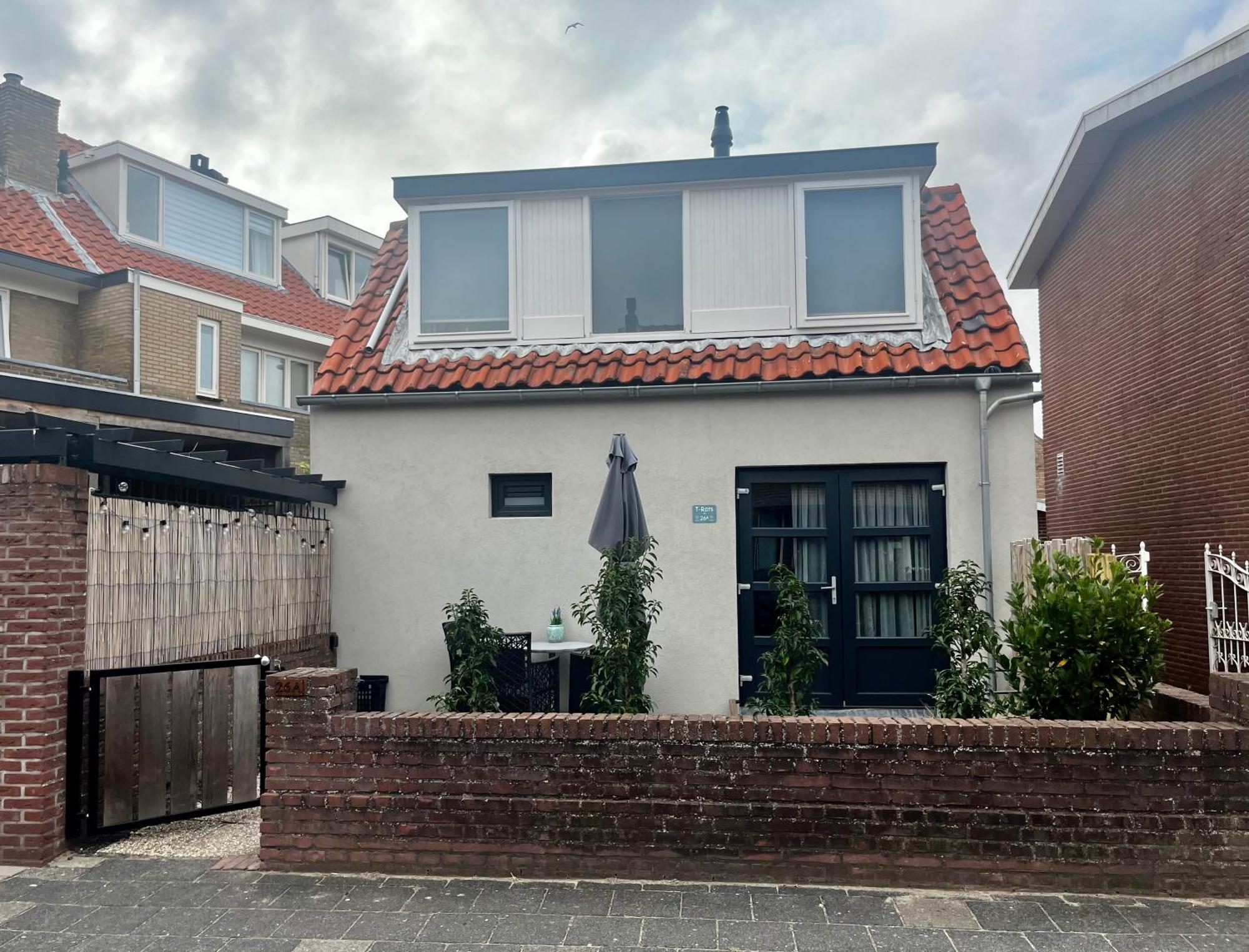 Apartment T-rots, Prachtig Zomerhuis *