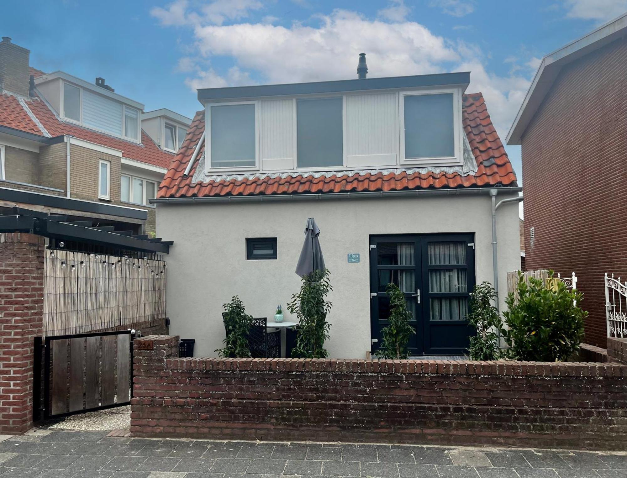 Apartment T-rots, Prachtig Zomerhuis *